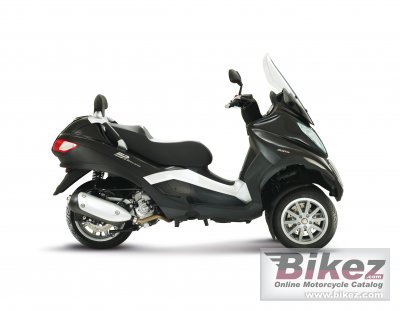 2012 Piaggio MP3 Touring 300 photo